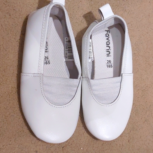 3for$25 Girl ballet/gymnastics shoes - Picture 1 of 3